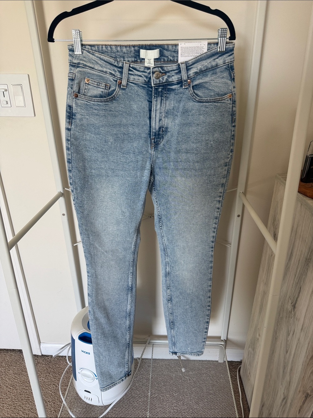 H&M Women's Skinny Jeans in Light Blue Wash